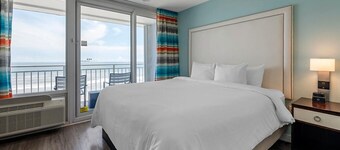 OCEANFRONT Daytona SeaBreeze 2 Bedroom Condo