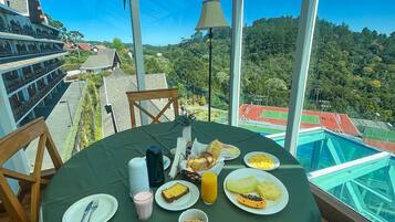 Deluxe appartement | Dineren