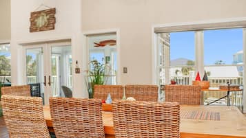 Casa, varias camas (Sweet Home Apalachee) | Restaurantes