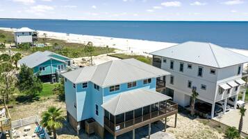 House, Multiple Beds (Beach Please) | Exterior