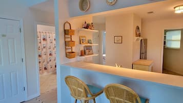 House, Multiple Beds (DeLight House) | Interior