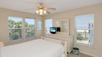 House, Multiple Beds (Yellow Bird) | 4 bedrooms