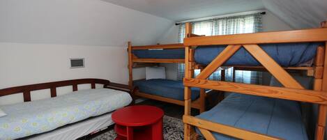 Ferienhaus, Mehrere Betten (Latitude Adjustment)