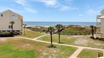 House, Multiple Beds, Beach View (Sea Cliff C16 Gone Fishin) | Property grounds