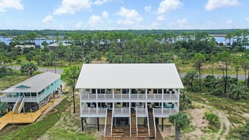 House, Multiple Beds (Pelican Landing 2) | Exterior