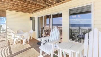 Townhome, Multiple Beds (Pelican Landing 2) | Outdoor dining