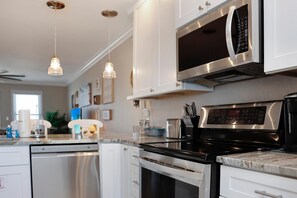 House, Multiple Beds (Sea Cliff I51 Coastal Splendor) | Private kitchen - Sea Cliff I-51 Coastal Splendor (Port St. Joe)