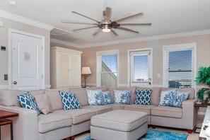 House, Multiple Beds (Sea Cliff I51 Coastal Splendor) | Living area - Sea Cliff I-51 Coastal Splendor (Port St. Joe)