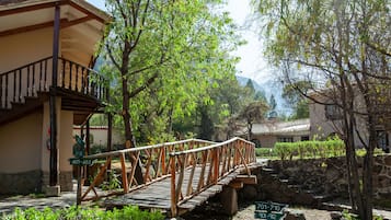 Mặt tiền nơi lưu trú