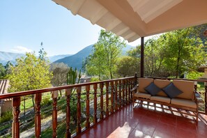 Literie de qualité supérieure, couette en duvet d'oie, bureau