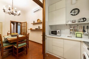 Fridge, microwave, dishwasher