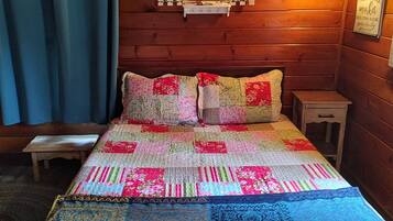 1 slaapkamer, een bureau, gratis wifi, beddengoed