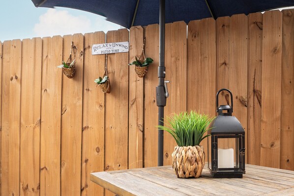Outdoor dining