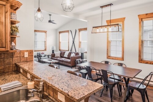 Teton National Park Avails! Great Location, Games, Laundry, & Playround!
