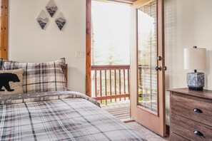 3 chambres, fer et planche à repasser, lit parapluie, Wi-Fi gratuit
