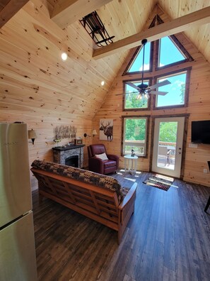 Smart TV, fireplace, DVD player