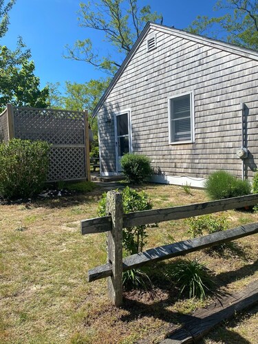 Cozy Cape Cottage - Minutes Away from National Seashore and Cape Cod Rail Trail!