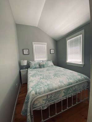 1 habitación, tabla de planchar con plancha y wifi gratis