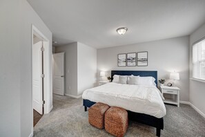 4 quartos, ferros/tábuas de passar roupa, Wi-Fi de cortesia