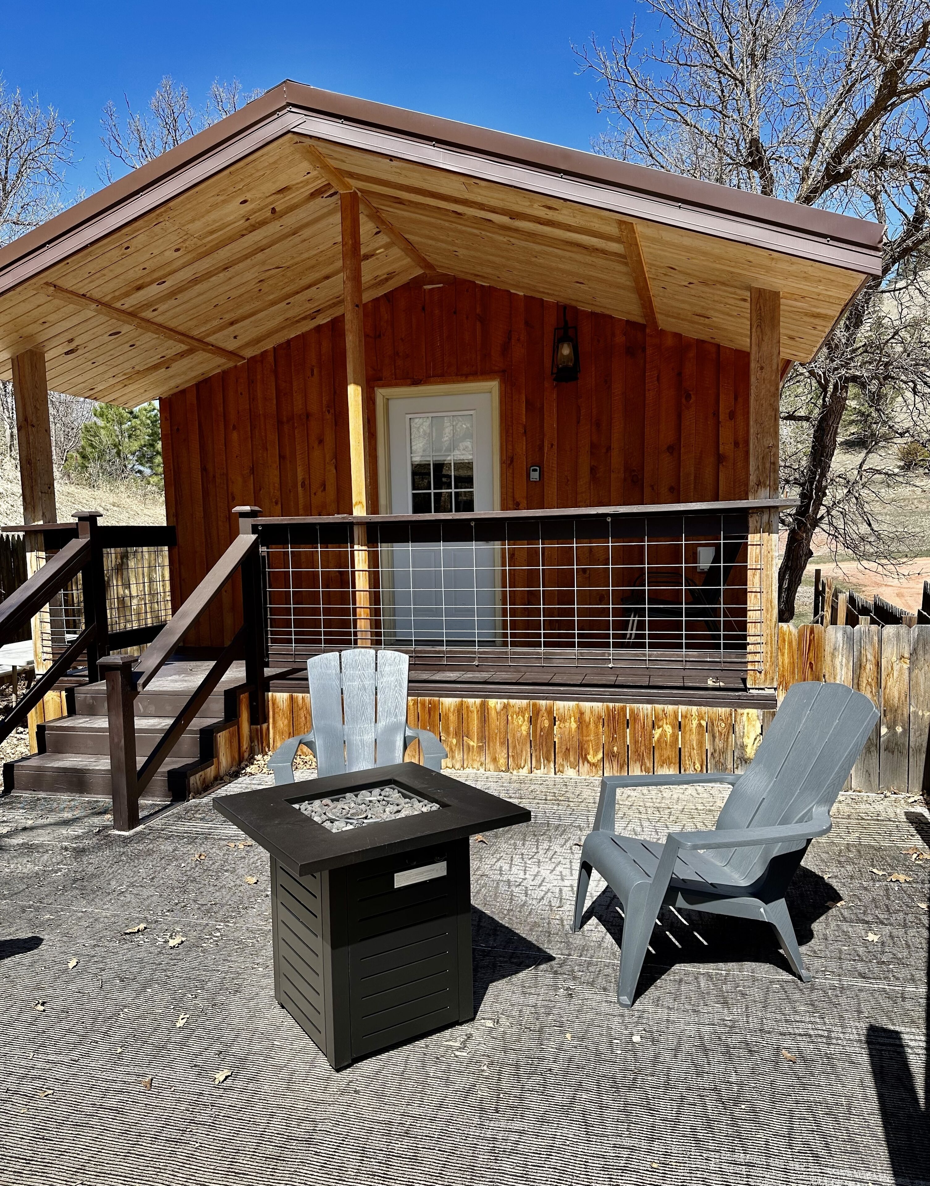 Gold Creek Gold Miner Rustic Luxe Cabin Close to Rushmore and Custer state Park in Hermosa, United States