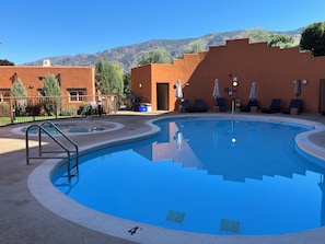Piscine extérieure