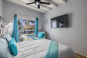 4 bedrooms, iron/ironing board, WiFi, bed sheets
