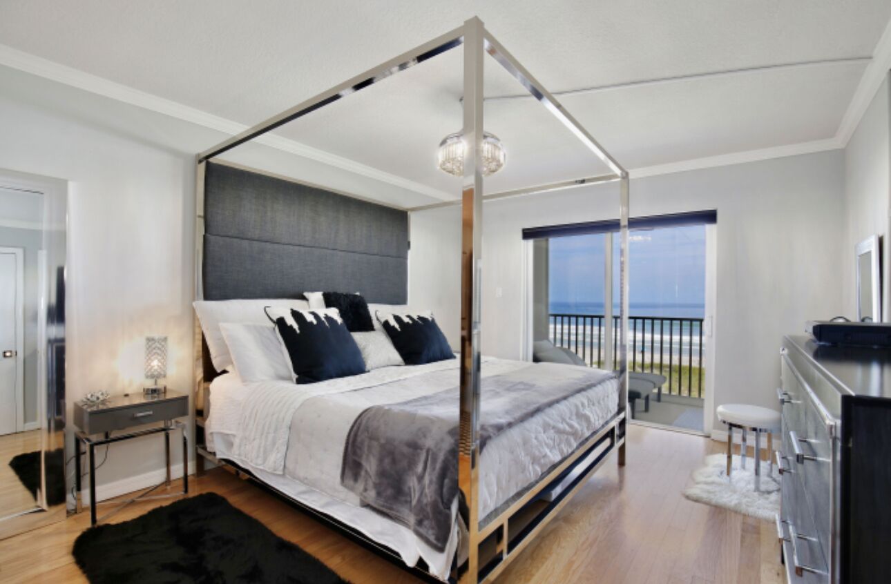 2 slaapkamers, een bureau, een strijkplank/strijkijzer, gratis wifi