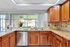 Interior - Jamaican Relaxation 3 bedrooms heated pool and unique game room  (Apollo Beach)