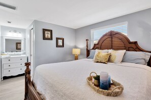 3 bedrooms, iron/ironing board, travel crib, free WiFi