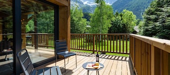 Chalet du Gouter -  8 guests , 4 bedrooms, garden, parking