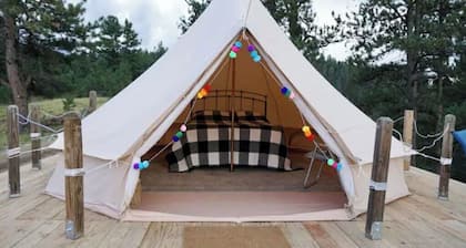 Hill Top Crystal Peak Overlook Tent Stay