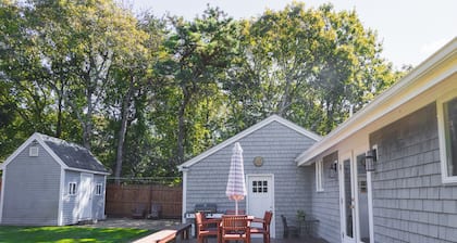 Relax by Oak Bluffs Harbor, enjoy your 3-bedroom East Chip retreat
