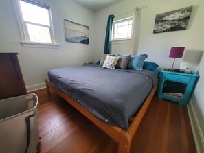 3 chambres, fer et planche à repasser, Wi-Fi gratuit, draps fournis