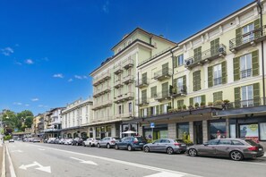 Exterior - Casa Dolce Casa Stresa 50m from lake, Stresa, Italy (Stresa)
