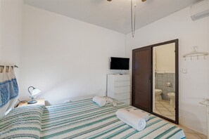 1 habitación y ropa de cama 