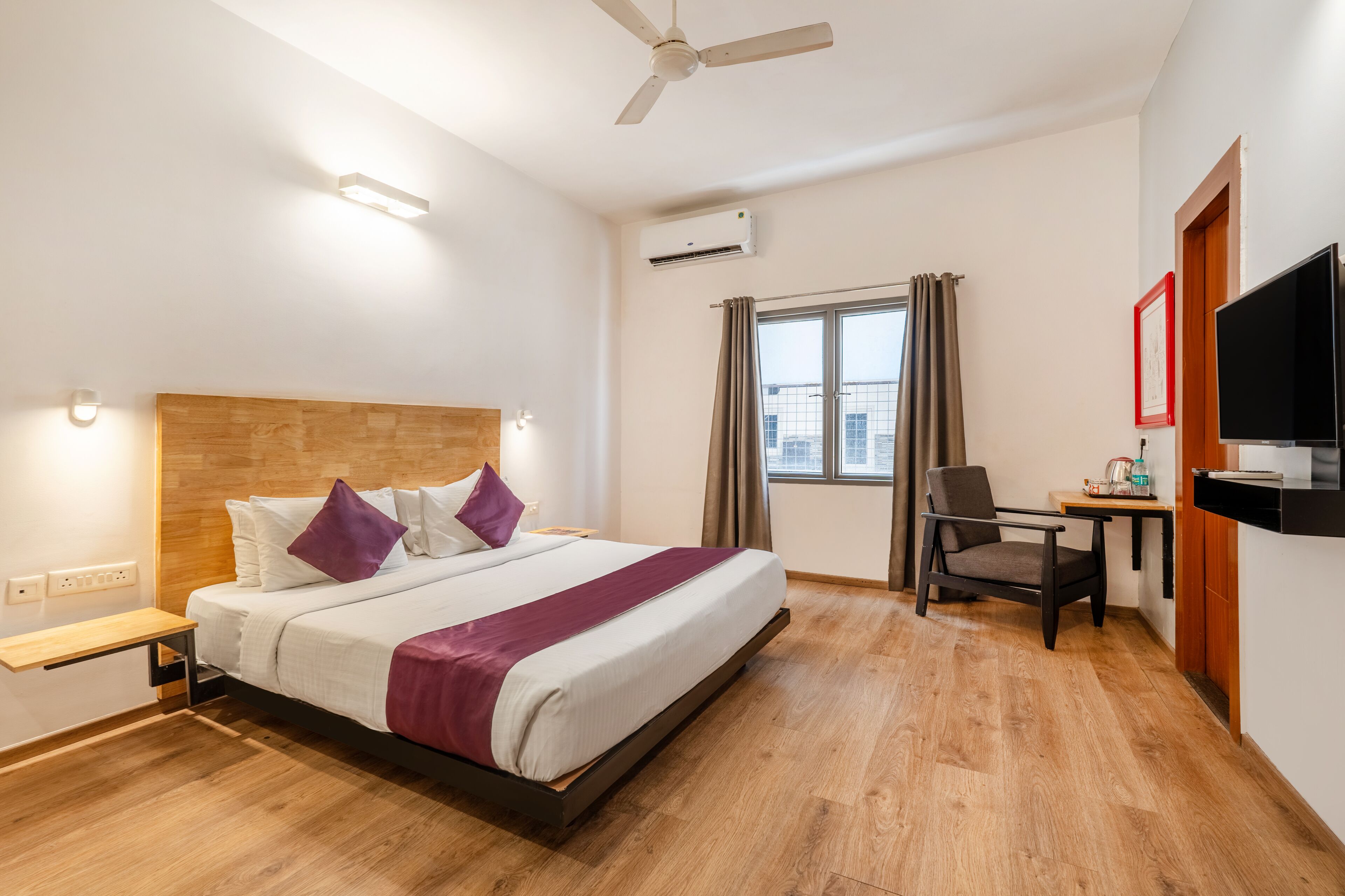 Photo - Monday Hotels Hitec City