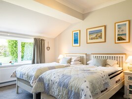 Casa de campo | 3 dormitorios, decoración individual, mobiliario individual