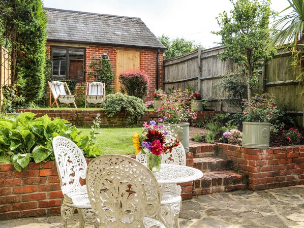Cottage | Interior