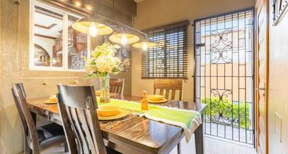 Luxury Cozy Home-Gated Community -Wi-Fi -Central