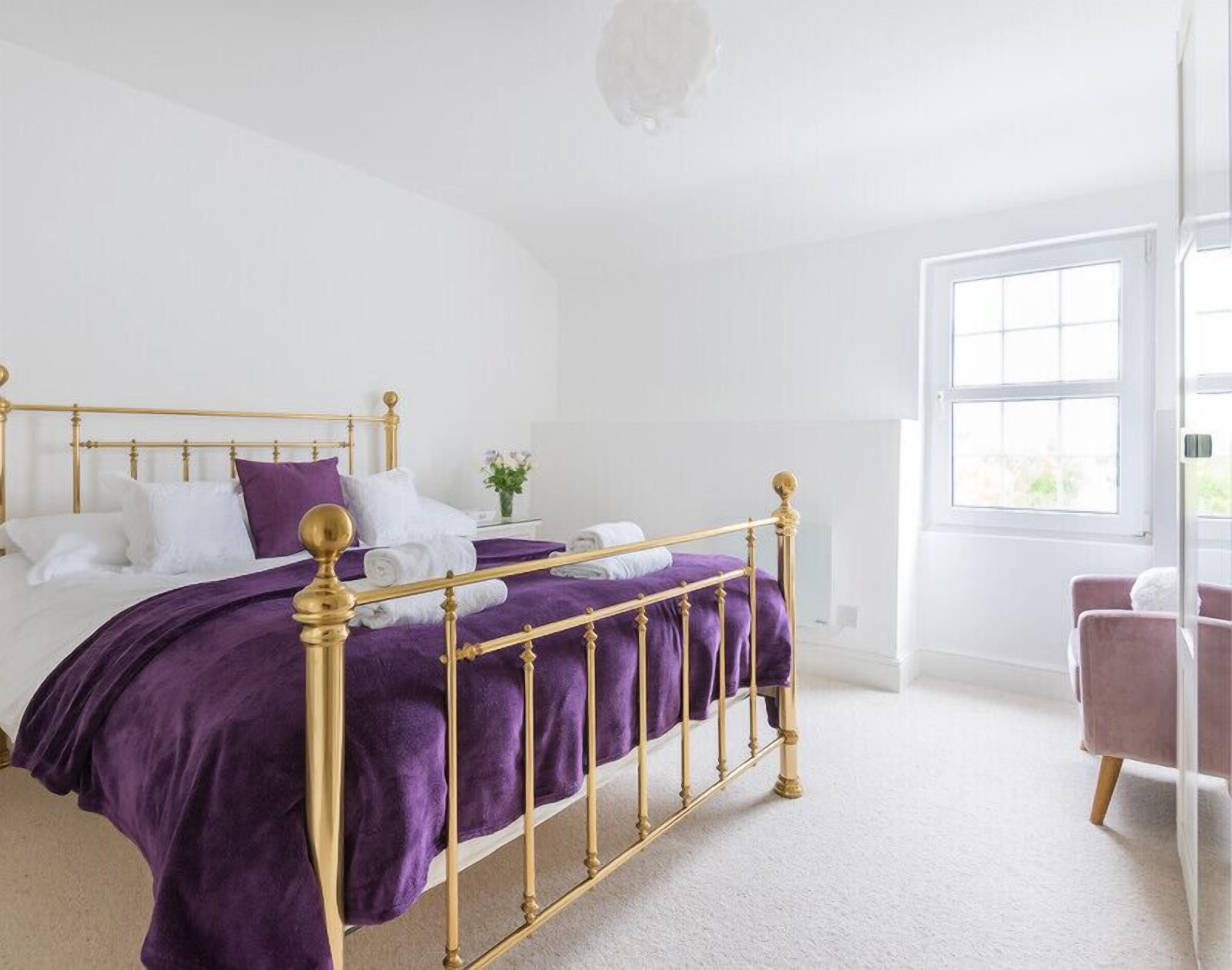 Cottage | Interior