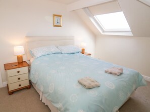 Cottage | 3 bedrooms, individually decorated, individually furnished, free WiFi