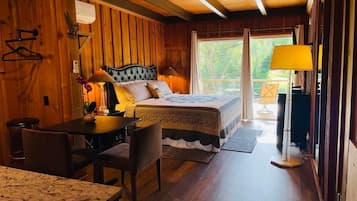 Superior Room, 1 King Bed, River View | Individually decorated, individually furnished, free WiFi, bed sheets