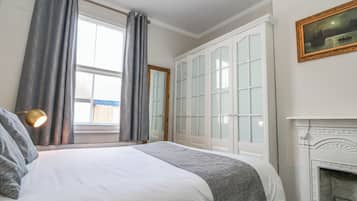 Cottage | 2 bedrooms, individually decorated, individually furnished, free WiFi
