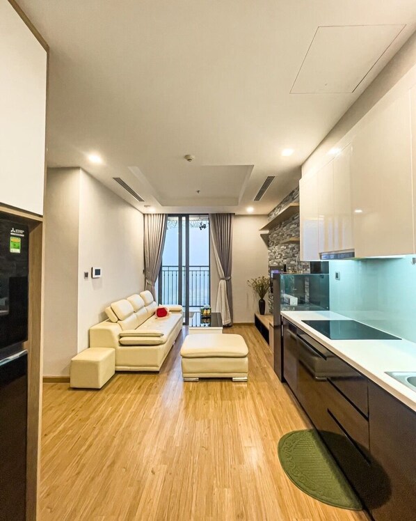 City Apartment | Living area | 47-inch Smart TV with satellite channels, TV