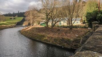 Cottage | Bahagian dalam