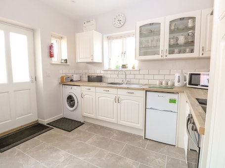 ์ฝํฐ์ง | ๋ด๋ถ