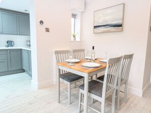 Cottage | Interior - Harbour Place (Wells-next-the-Sea)