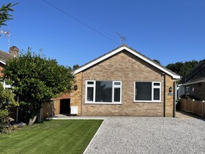 Cottage | Front of property - Harbour Place (Wells-next-the-Sea)
