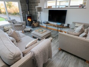 Living area - Dolwern (Newport)