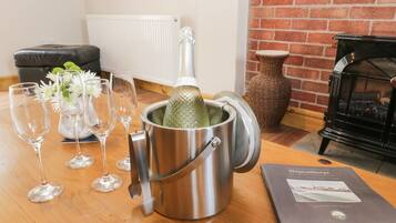 Cottage | Interior